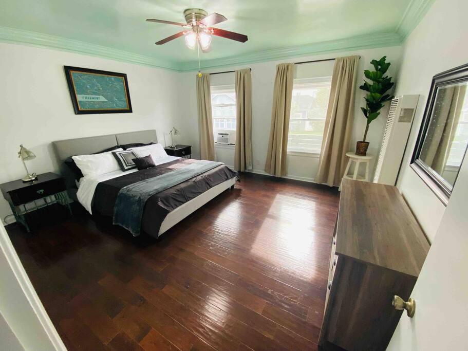 Stylish Gated 1,000sq Ft 1br + Bonus Br In Weho Private Designated Garage Chalet
